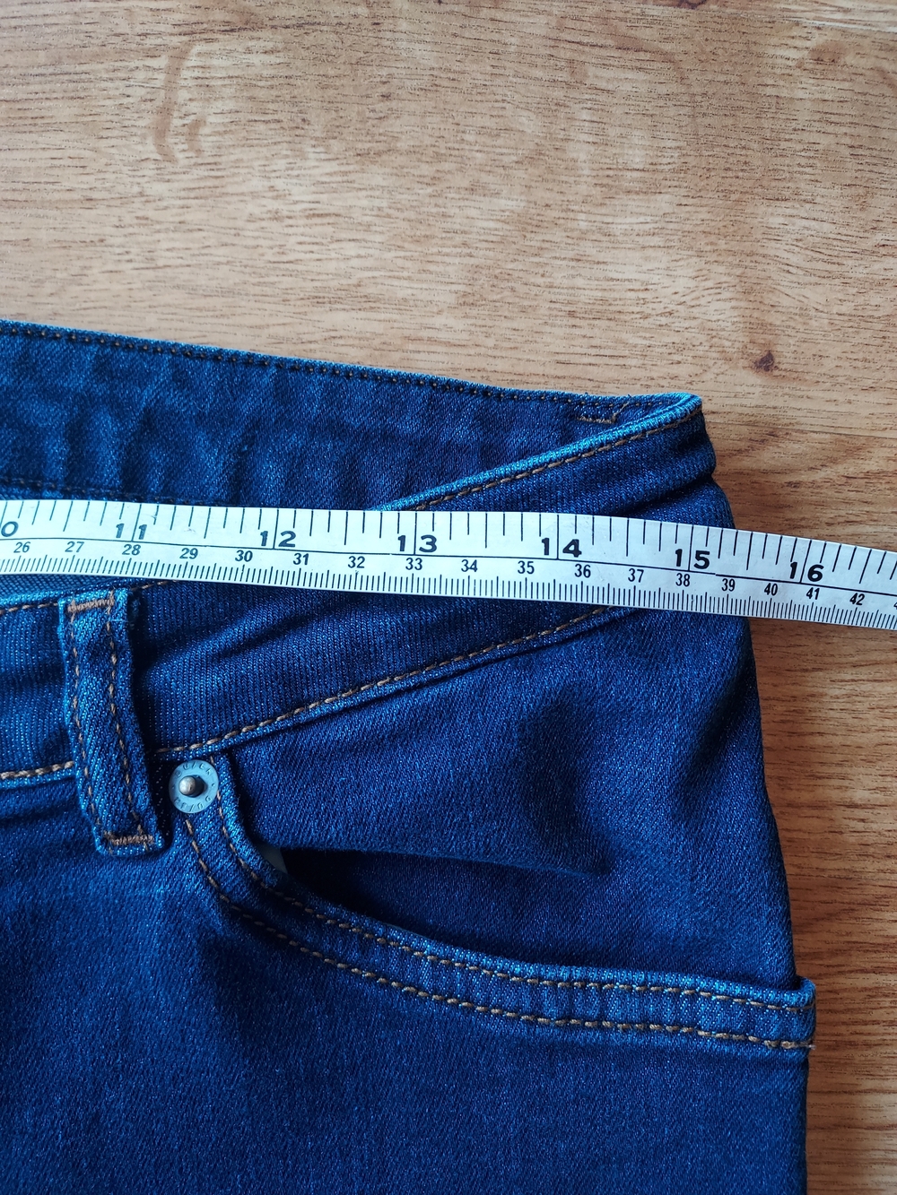 Duer Women’s Straight Leg Slim Jeans in Dark Blue - Picture 7 of 9